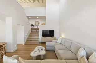 6489 Caminito Catalan, La Jolla, CA 92037 - Photo 7