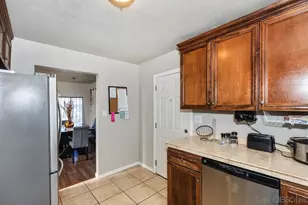 5234 Roswell, San Diego, CA 92114 - Photo 11