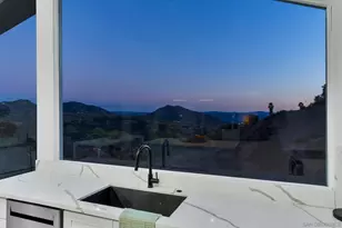 1029 Rainbow Valley Ct, Fallbrook, CA 92028 - Photo 17