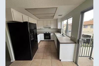  2772 Meadow Lark Dr, San Diego, CA 92123 - Photo 9