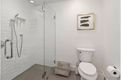  2015 Albatross St, San Diego, CA 92101 - Photo 13