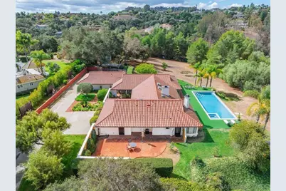  11 Country Glen Rd, Fallbrook, CA 92028 - Photo 33