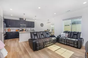 219 Canopy Trails Pl, Fallbrook, CA 92028 - Photo 15