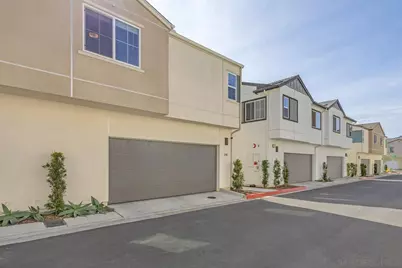  219 Canopy Trails Pl, Fallbrook, CA 92028 - Photo 9