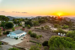 171 La Cresta Heights Rd, El Cajon, CA 92021 - Photo 3