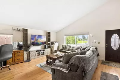  11034 Sagittarius Rd, San Diego, CA 92126 - Photo 3