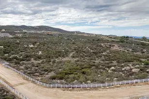 39470 Calle Rio Grande Trail, Temecula, CA 92592 - Photo 19