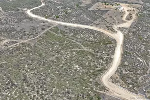 39470 Calle Rio Grande Trail, Temecula, CA 92592 - Photo 15