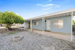 43745 Rassle Dr, Hemet, CA 92544 - Photo 37