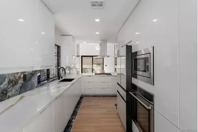  3510 Voyager Cir, San Diego, CA 92130 - Photo 19