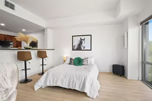 206 Park Blvd, San Diego, CA 92101 - Photo 9