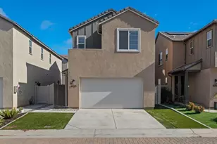 1938 Julie Dawn Pl, Escondido, CA 92026 - Photo 1