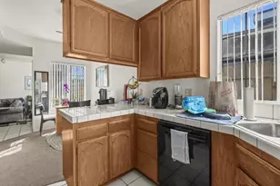 974 Sapphire St, San Diego, CA 92109 - Photo 11