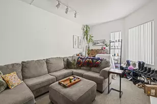 974 Sapphire St, San Diego, CA 92109 - Photo 13