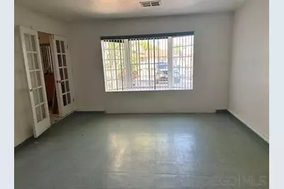  904 Salvador Guilin St, Calexico, CA 92231 - Photo 17
