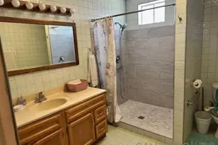 904 Salvador Guilin St, Calexico, CA 92231 - Photo 5