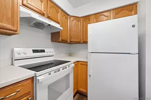 8069 Caminito de Pizza, San Diego, CA 92108 - Photo 7