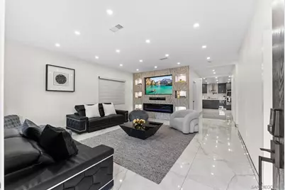  4961 E Mountain View Dr, San Diego, CA 92116 - Photo 5