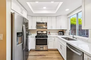 9805 Caminito Cuadro, San Diego, CA 92129 - Photo 15