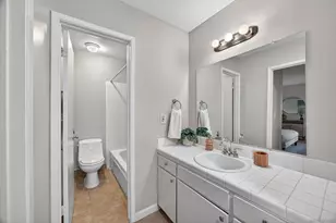 3290 Ashford St, San Diego, CA 92111 - Photo 9