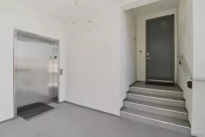  2355 Front St, San Diego, CA 92101 - Photo 3