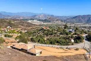 3916 Citrus Dr, Fallbrook, CA 92028 - Photo 13