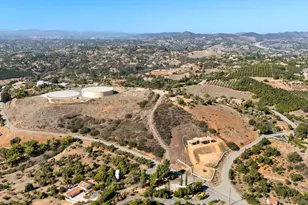 3916 Citrus Dr, Fallbrook, CA 92028 - Photo 9