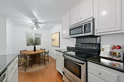  9939 Erma Rd #101, San Diego, CA 92131 - Photo 9