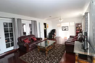 2321 Cardinal Dr, San Diego, CA 92123 - Photo 3