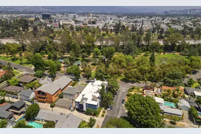  5003 Westpark Dr #203, North Hollywood, CA 91601 - Photo 21