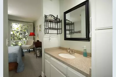  5003 Westpark Dr #203, North Hollywood, CA 91601 - Photo 13