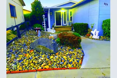  629 Via Santiago, Vista, CA 92081 - Photo 3