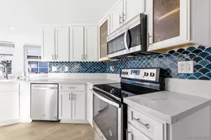 15905 Avenida Villaha, San Diego, CA 92128 - Photo 3