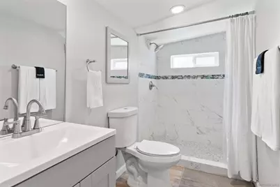  377 El Monte Rd, El Cajon, CA 92020 - Photo 9