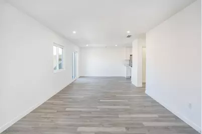  956 S 45th St, San Diego, CA 92113 - Photo 7