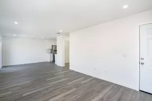 956 S 45th St, San Diego, CA 92113 - Photo 9