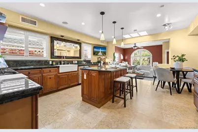  4685 Long Branch Ave, San Diego, CA 92107 - Photo 7