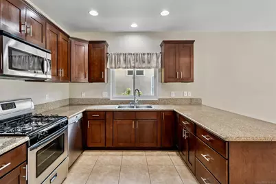  401 S Vine St, Escondido, CA 92025 - Photo 15