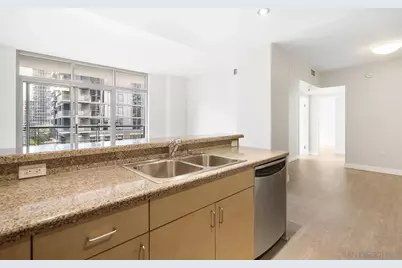  425 W Beech St #1003, San Diego, CA 92101 - Photo 13