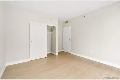  425 W Beech St #1003, San Diego, CA 92101 - Photo 17