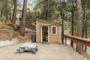 27961 Rainbow Dr, Lake Arrowhead, CA 92352 - Photo 37