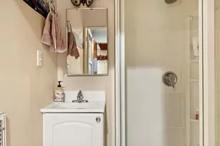 27961 Rainbow Dr, Lake Arrowhead, CA 92352 - Photo 11