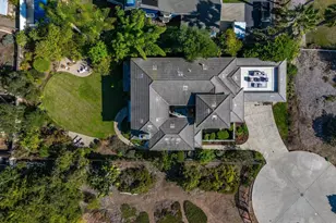 372 Hillcrest Scenic Ln, Encinitas, CA 92024 - Photo 15