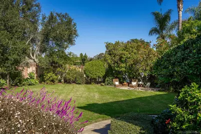  372 Hillcrest Scenic Ln, Encinitas, CA 92024 - Photo 13