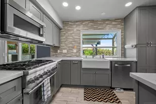 13170 Entreken Ave, Rancho Pensquitos, CA 92129 - Photo 9