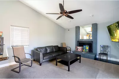  1116 Circle Dr, Escondido, CA 92025 - Photo 3