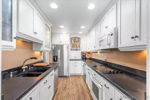 1064 Isabella Ave, Coronado, CA 92118 - Photo 13