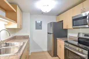 425 W Beech St, San Diego, CA 92101 - Photo 5