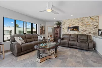  100 Coast #405, La Jolla, CA 92037 - Photo 17