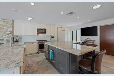  100 Coast #405, La Jolla, CA 92037 - Photo 11